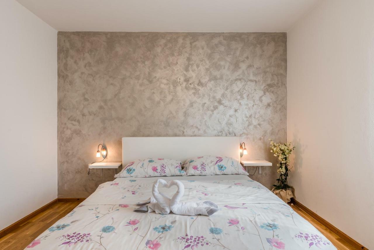 Apartments Vila Dk マリンスカ エクステリア 写真