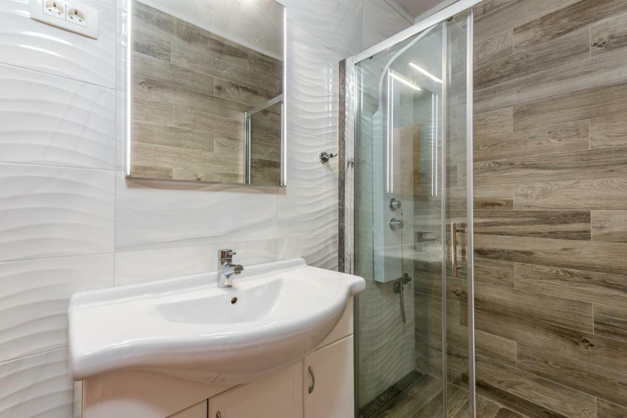 Apartments Vila Dk マリンスカ エクステリア 写真