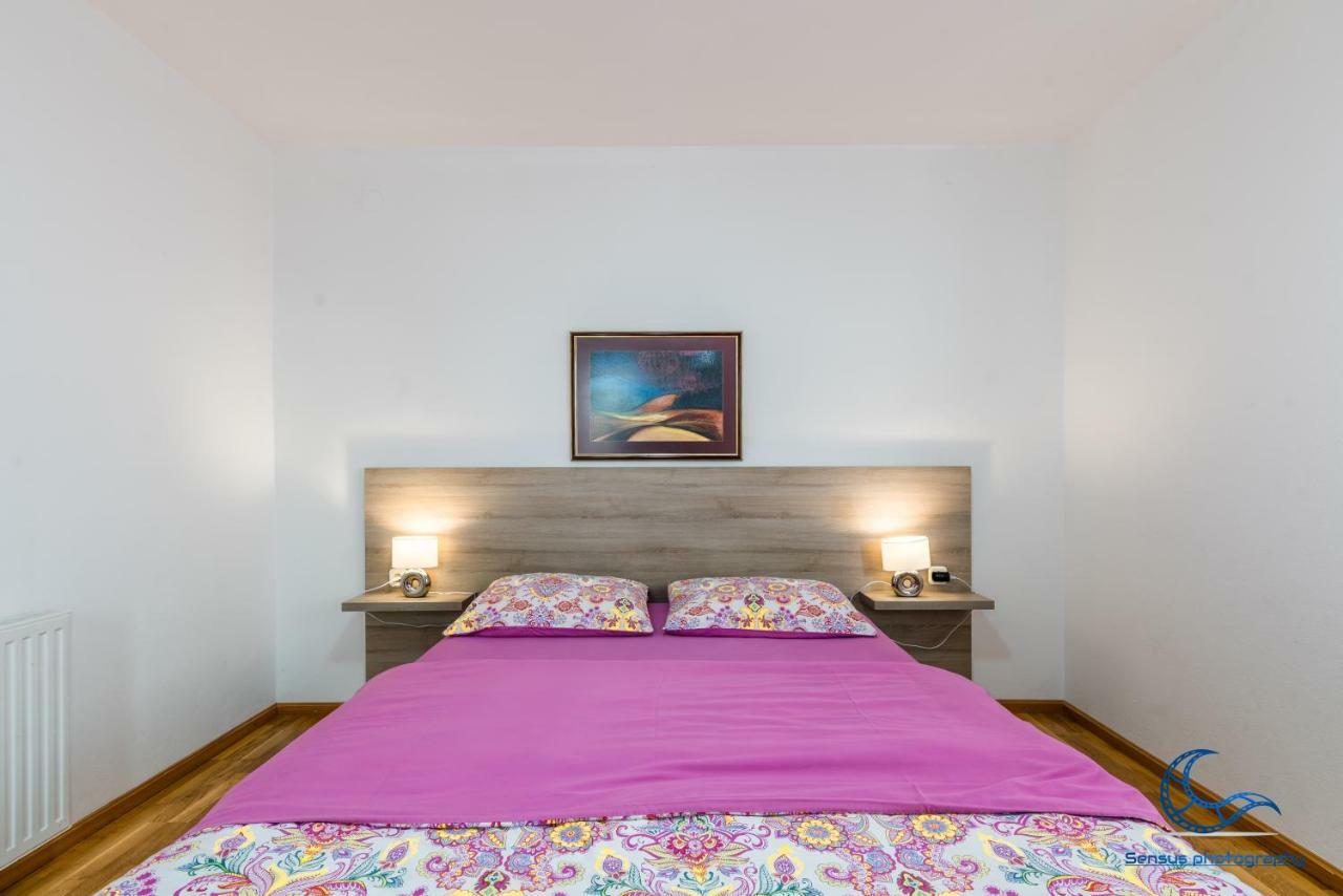 Apartments Vila Dk マリンスカ エクステリア 写真
